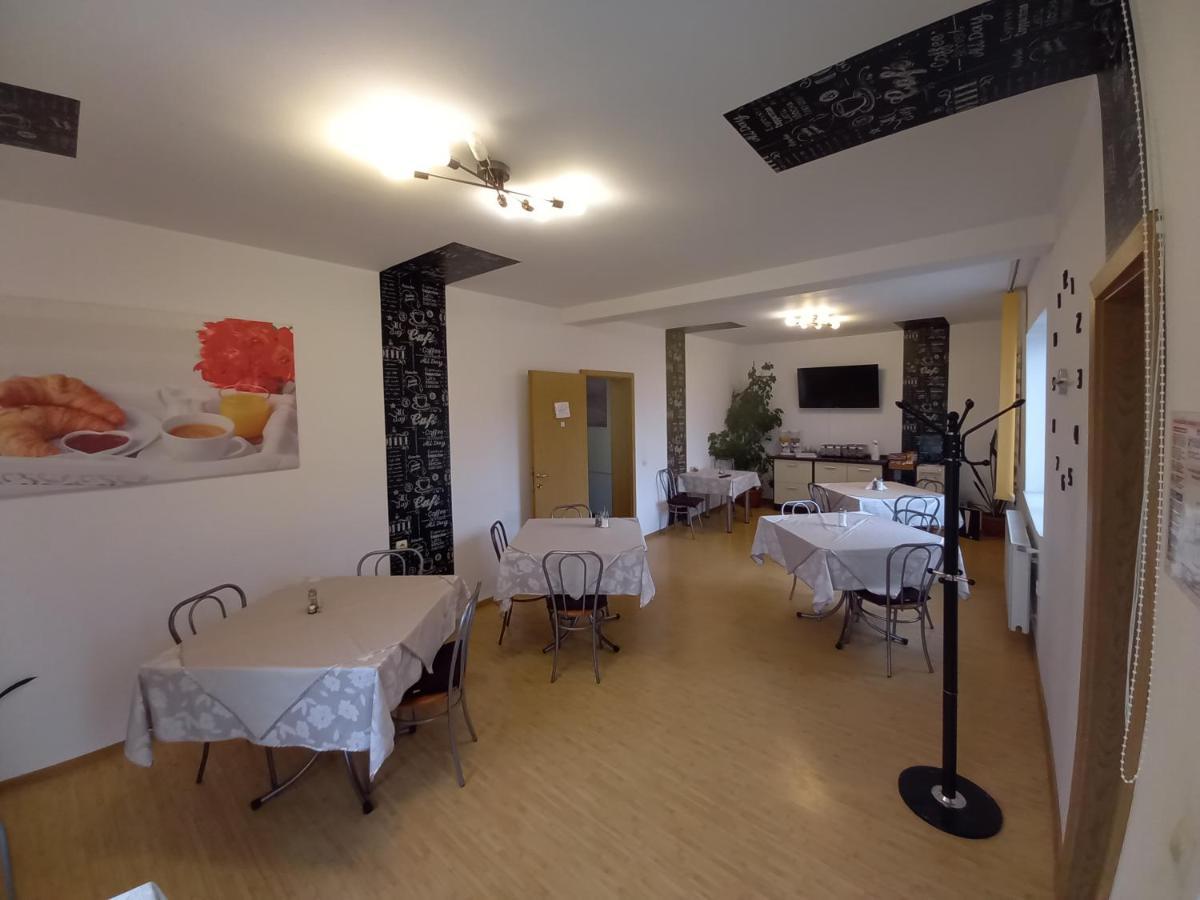 Pensiunea Riunione Brasov Luaran gambar