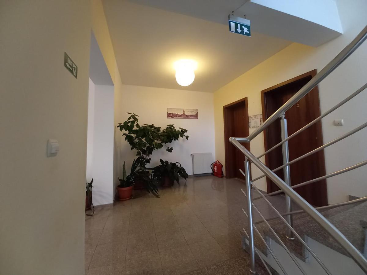 Pensiunea Riunione Brasov Luaran gambar