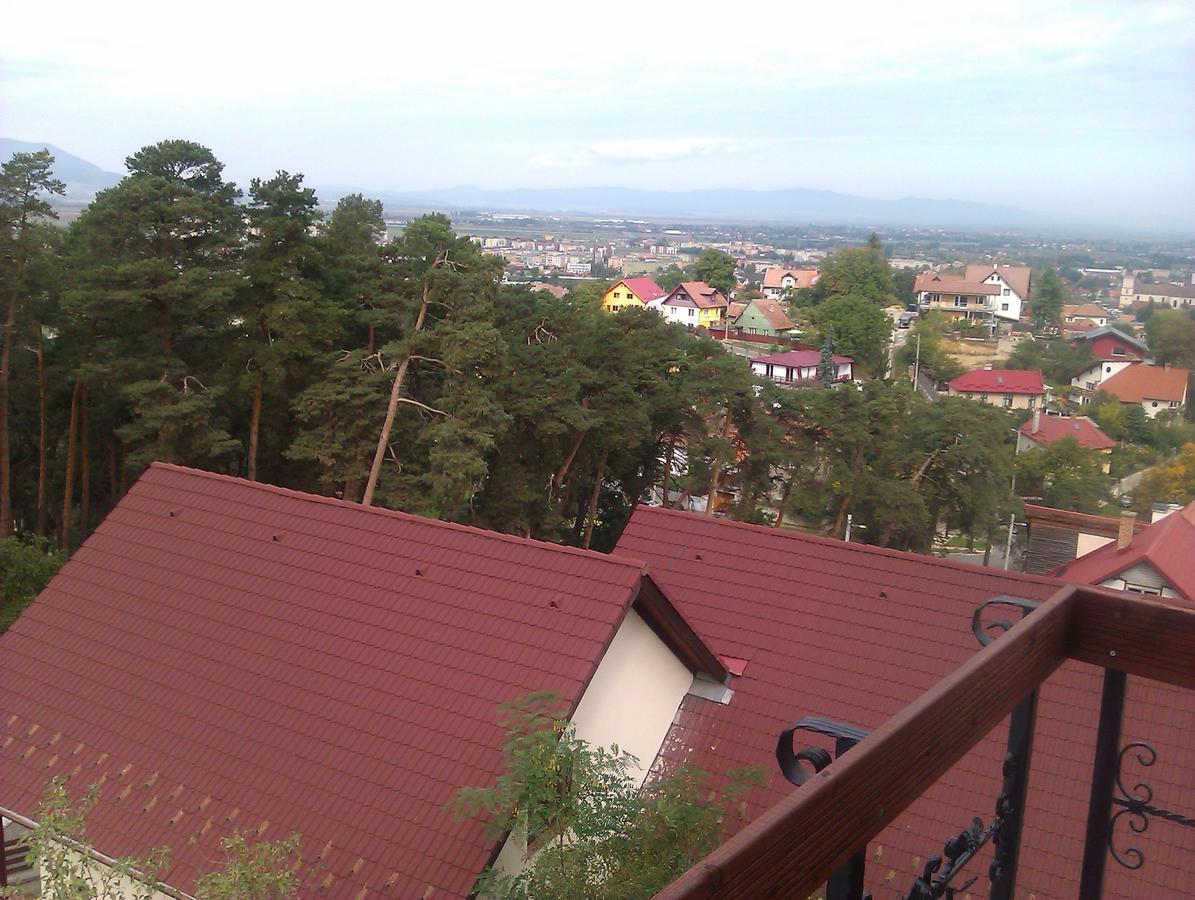 Pensiunea Riunione Brasov Luaran gambar